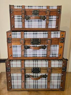 LOT 360B: Decorative Vintage Style Nesting Trunks and Table Decor Double Reel Metal Movie Camera