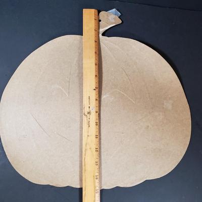 LOT 404B: Set of 9 Vintage Beistle Halloween Cutouts