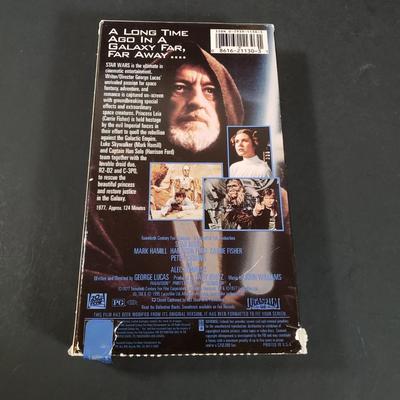 LOT 405B: Star Wars Collection with Vintage C-3PO Mask