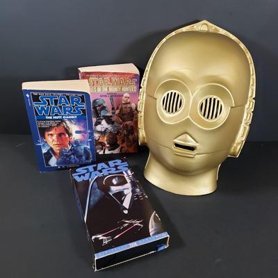 LOT 405B: Star Wars Collection with Vintage C-3PO Mask
