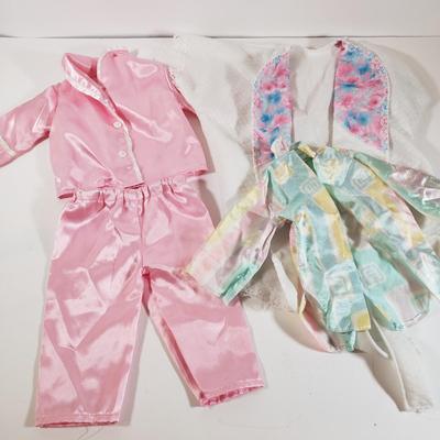 LOT 407B: Trunk Full of Vintage American Girl Doll Clothing, Accessories, Furniture & More