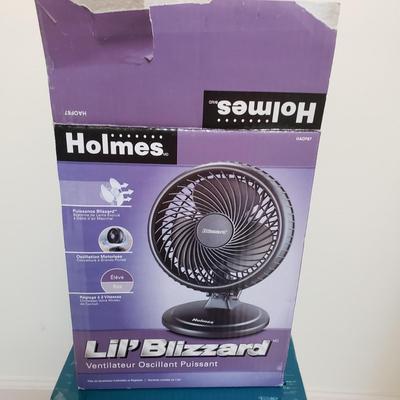 LOT 411Z: New Sealed Homedics Humidifier & Holmes Oscillating Power Fan