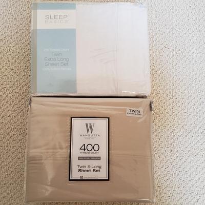 LOT 413Z: Assortment of New Sheet Sets, Pillowcases & Washcloths