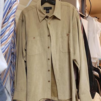 LOT 418MBC: Men's Shirts-Robert Graham, Moda Milano & More