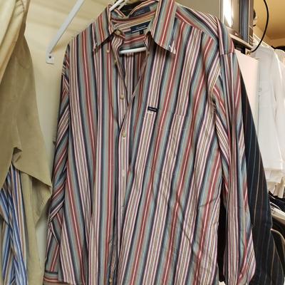 LOT 418MBC: Men's Shirts-Robert Graham, Moda Milano & More