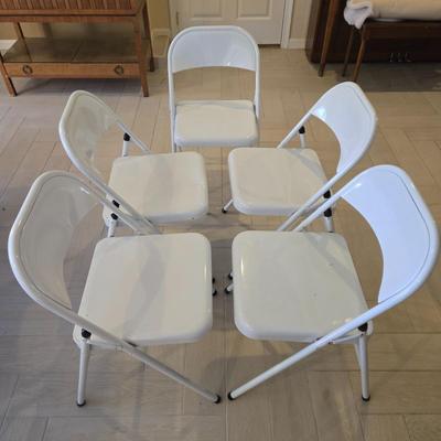 LOT 445B: White Metal Folding Chairs