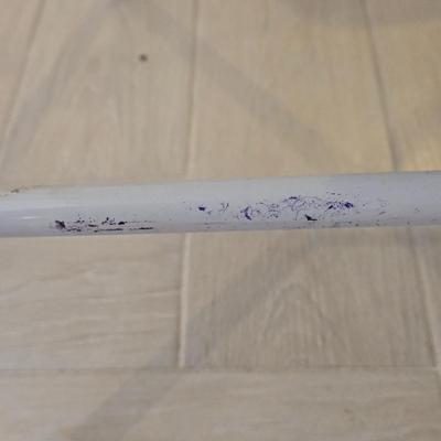 LOT 445B: White Metal Folding Chairs