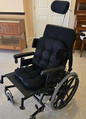 LOT 447B: Motorized Wheelchair