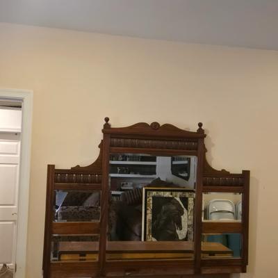 LOT 457B: Antique Over Mantle Mirror