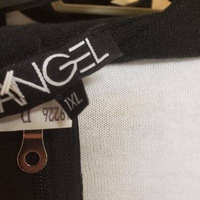 LOT 481MBC: Ladies Sweaters-Ann Taylor, Leo & Ugo, Barbara Wells Studio & More