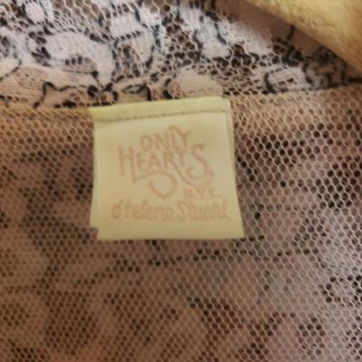 LOT 482MBC: Vintage Y2K Young Ladies Clothing