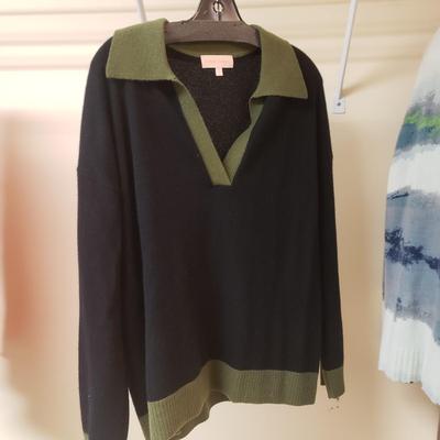 LOT 483MBC: Lisa Todd Sweater Collection