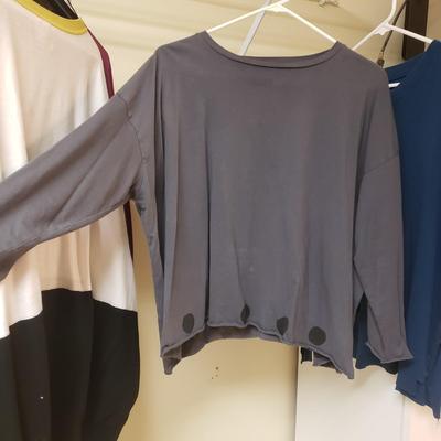 LOT 484MBC: Collection of Tops from PLANET by Lauren G