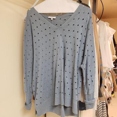 LOT 486MBC: Sweaters by j. society, Lilla P, Drew & More