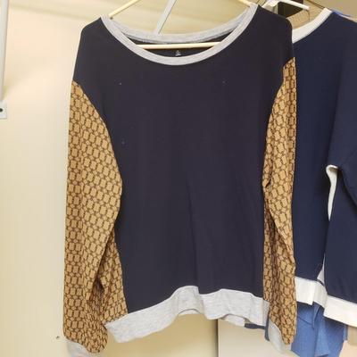 LOT 486MBC: Sweaters by j. society, Lilla P, Drew & More