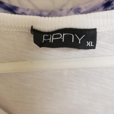 LOT 487MBC: Assorted Tops from Femme Fatale, Counter Culture, Wispr & More