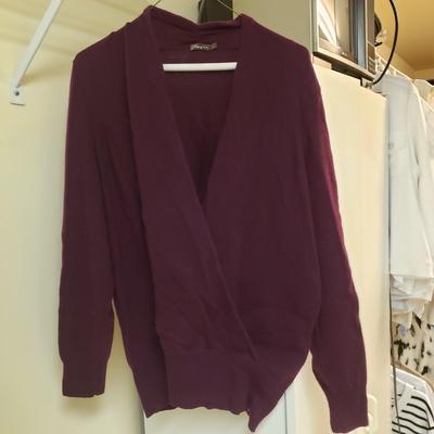 LOT 487MBC: Assorted Tops from Femme Fatale, Counter Culture, Wispr & More