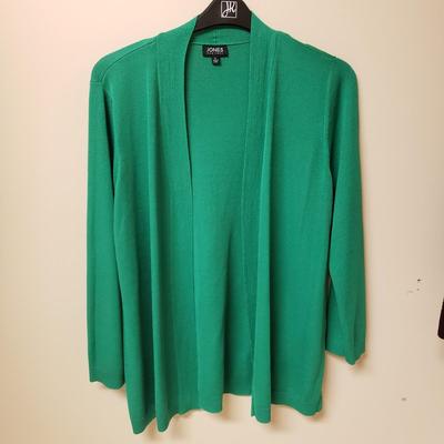LOT 492MBC: Oversized Shirts & Sweaters-Vitamin, Comfy USA, Jones New York & More