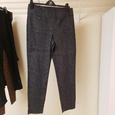 LOT 494MBC: Joseph Ribkoff Collection