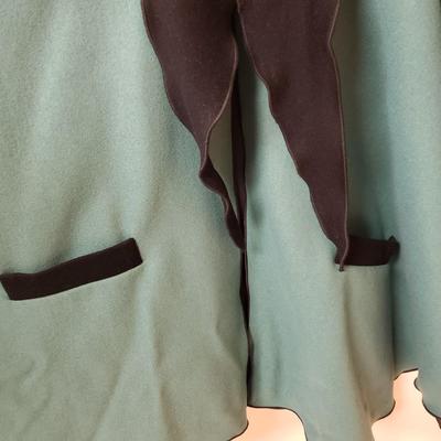 LOT 498MBC: Designer Outerwear-Renfrew, Christopher Calvin, Debra Murray Wearable Art USA