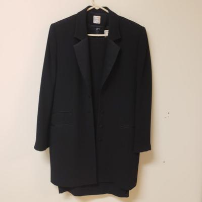 LOT 500MBC: Designer 2&3 Piece Sets-Basler Black Label & More