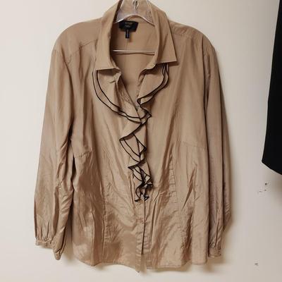 LOT 500MBC: Designer 2&3 Piece Sets-Basler Black Label & More