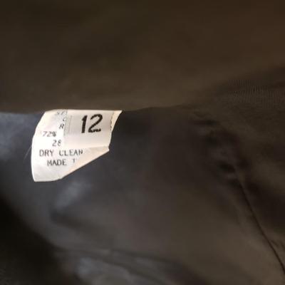 LOT 500MBC: Designer 2&3 Piece Sets-Basler Black Label & More