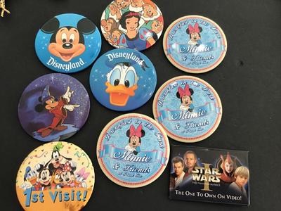Vintage Disney Min Large Button Lot