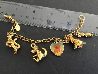 Winni the poo Charm Bracelet