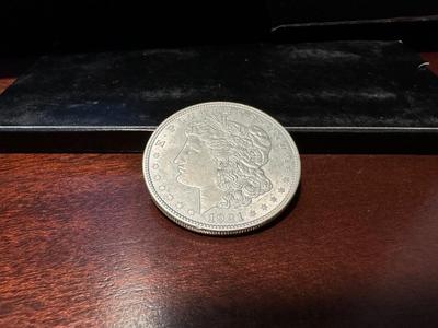 1921 MORGAN SILVER DOLLAR