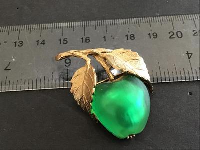 Napier. Frosted Glass Apple Brooch. Vintage