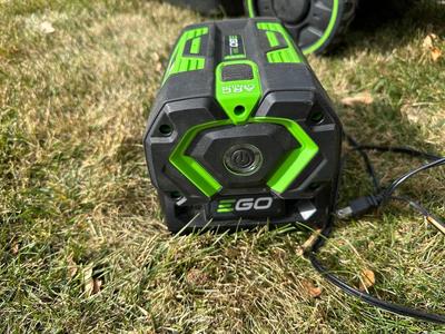 EGO POWER+ 21” SELF PROPELLED LAWNMOWER WITH BATTERY AND CHARGER