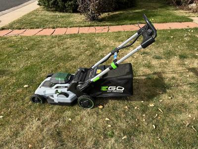 EGO POWER+ 21” SELF PROPELLED LAWNMOWER WITH BATTERY AND CHARGER