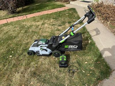 EGO POWER+ 21” SELF PROPELLED LAWNMOWER WITH BATTERY AND CHARGER