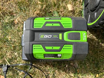 EGO POWER+ 21” SELF PROPELLED LAWNMOWER WITH BATTERY AND CHARGER