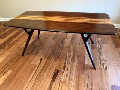 Mobilia Azara Dining Table