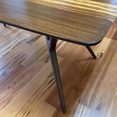 Mobilia Azara Dining Table