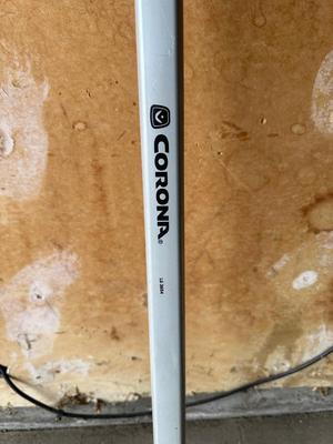 CORONA YARD AERATOR AND WEED SLAYER WITH COMFORT GEL GRIPS