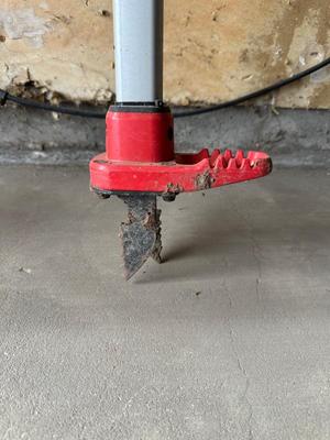 CORONA YARD AERATOR AND WEED SLAYER WITH COMFORT GEL GRIPS