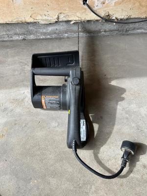 POULAN 1.5HP 14” ELECTRIC CHAINSAW WITH EXTENSION CORD