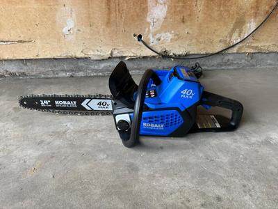 KOBALT 40v 14” CORDLESS CHAINSAW WITH BATTERY AND CHARGER
