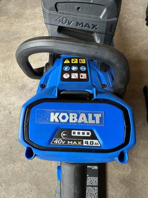 KOBALT 40v 14” CORDLESS CHAINSAW WITH BATTERY AND CHARGER