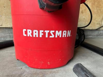 CRAFTMAN 5 GALLON WET/DRY VAC