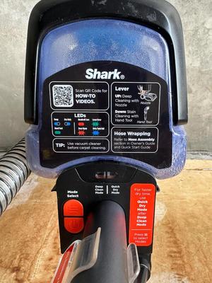 SHARK STAIN STRIKER CARPET XPERT SHAMPOOER AND BOX FAN