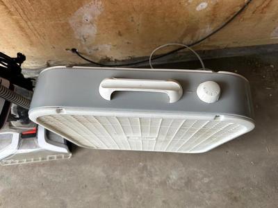 SHARK STAIN STRIKER CARPET XPERT SHAMPOOER AND BOX FAN