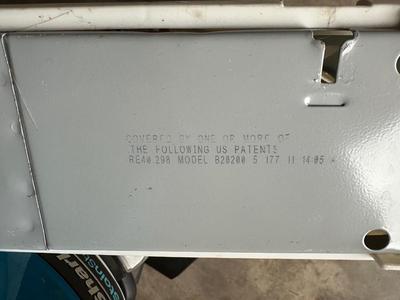 SHARK STAIN STRIKER CARPET XPERT SHAMPOOER AND BOX FAN