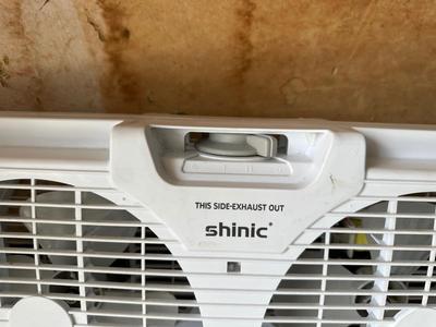 SHINIC TWIN WINDOW FAN AND BOX FAN
