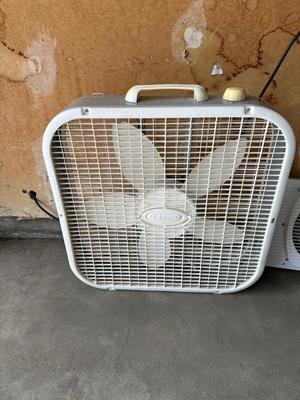 SHINIC TWIN WINDOW FAN AND BOX FAN