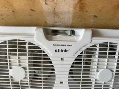 SHINIC TWIN WINDOW FAN AND BOX FAN
