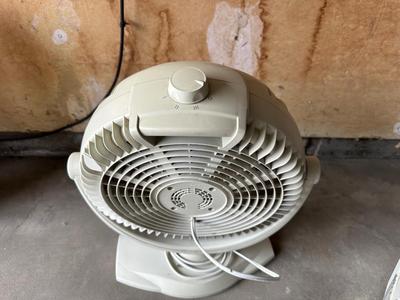LAKEWOOD 12” AIR 360 FAN, HEATER FAN AND DIRT DEVIL HAND HELD VACUUM